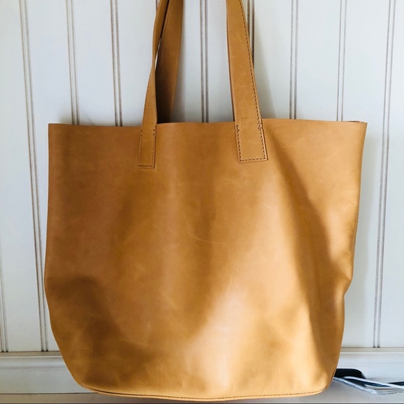 frye carson tote